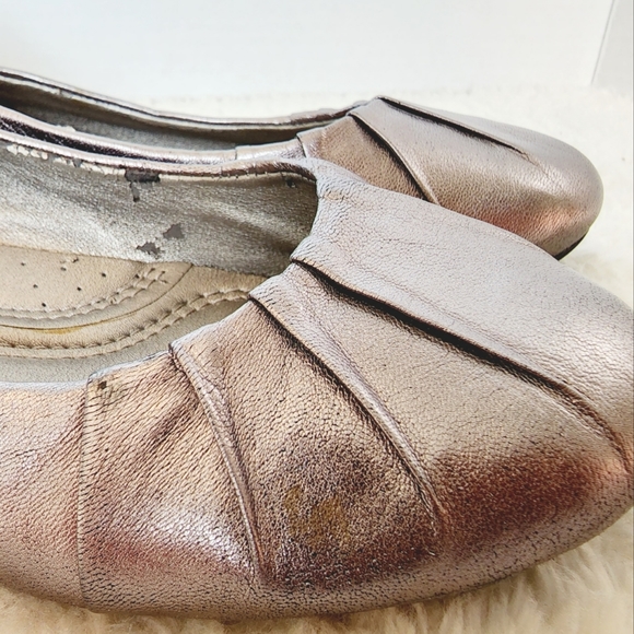 [7] Naturalizer Pewter Landry Flat - Picture 9 of 9